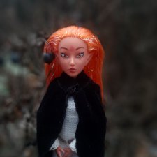 Под сенью увядших деревьев....