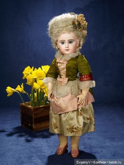 Викторианский маскарад, эдвардианский автохром, модная периодика 19 века и антикварные куклы