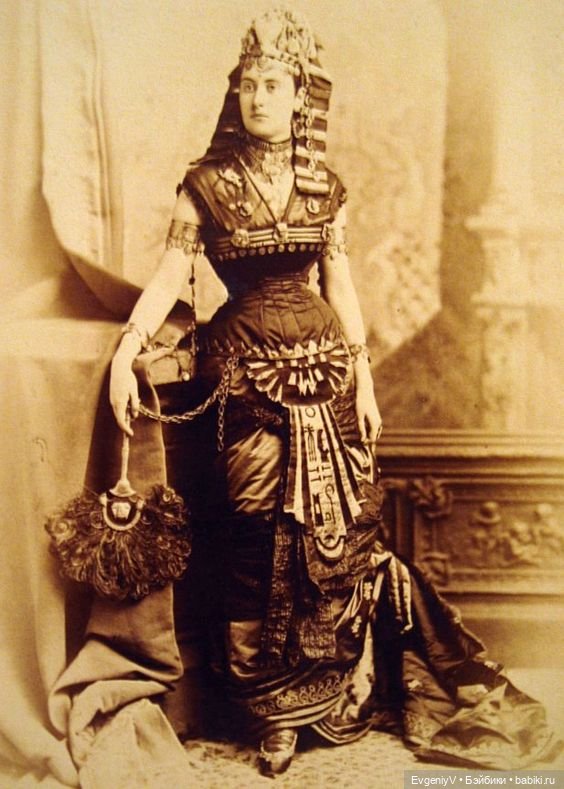 Викторианский маскарад, эдвардианский автохром, модная периодика 19 века и антикварные куклы