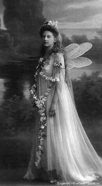 Викторианский маскарад, эдвардианский автохром, модная периодика 19 века и антикварные куклы