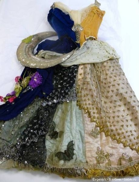 Викторианский маскарад, эдвардианский автохром, модная периодика 19 века и антикварные куклы