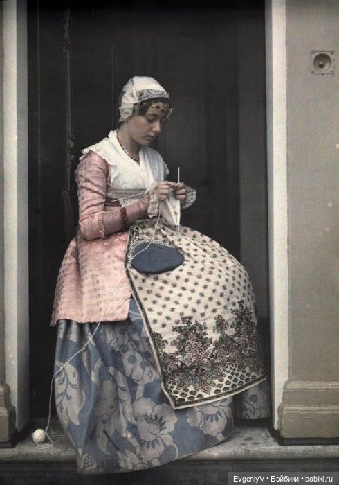 Викторианский маскарад, эдвардианский автохром, модная периодика 19 века и антикварные куклы