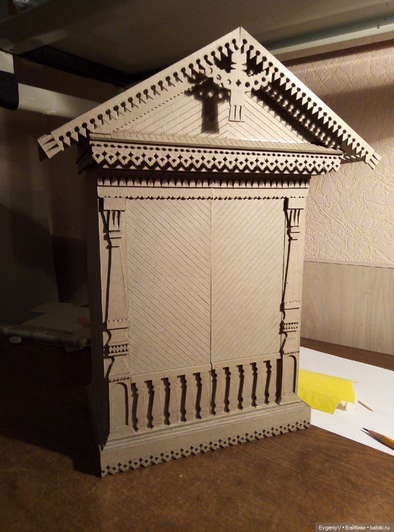 По примеру Наф-Нафа строю основательно