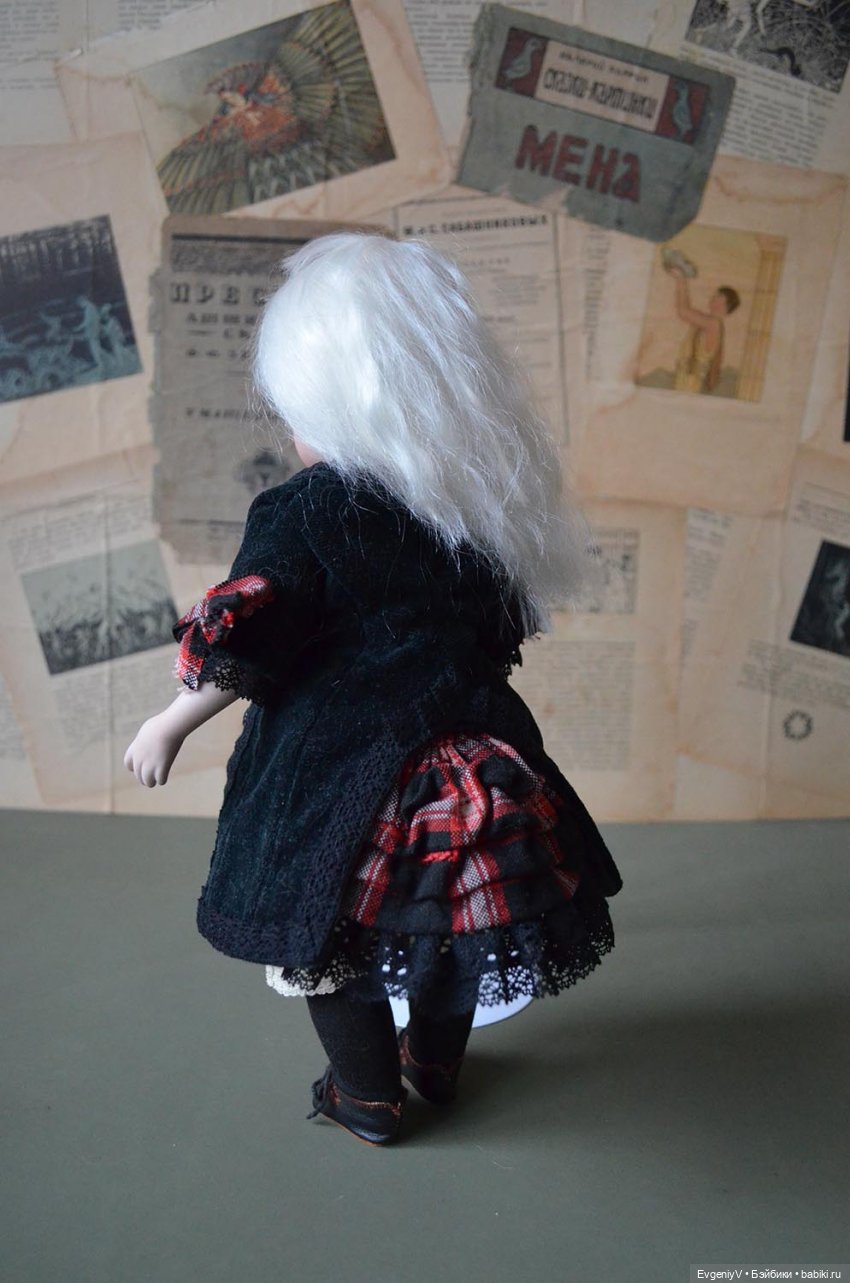 Маленькое черное платье — Антикварные куклы Bru (Брю) и реплики: Bru Jne (фото 5)