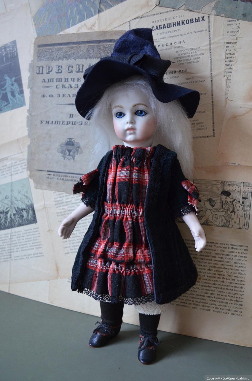 Маленькое черное платье — Антикварные куклы Bru (Брю) и реплики: Bru Jne (фото 6)