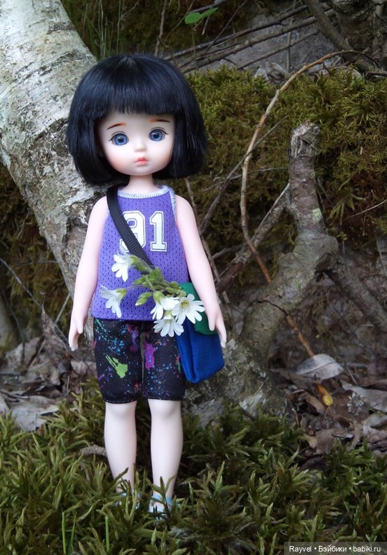 Sister Duoding на природе