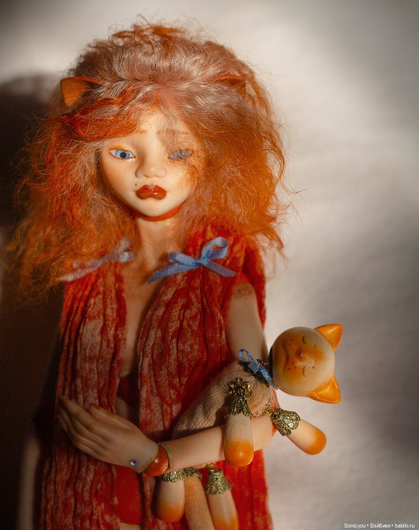 фарфоровая шарнирная кукла