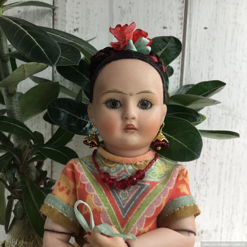 Фантазии на тему Фриды — Авторские куклы в антикварном стиле: будуарные (фото 2)