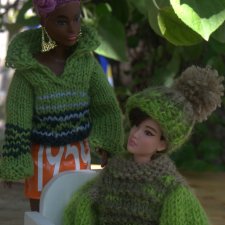 Свитер для Барби. 2 варианта.