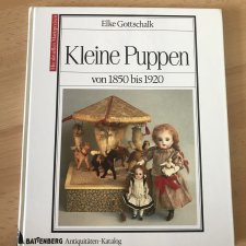 Книга по антикварным маленьким куклам Книга по антикварным маленьким куклам