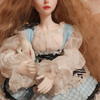 Алиса в стране чудес