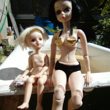 Изабелла и Криша ходили купаться