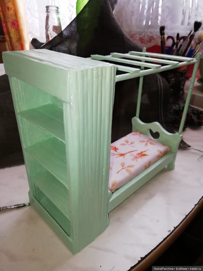 Кровать для Йёргена. Сочиняем , клеим, красим