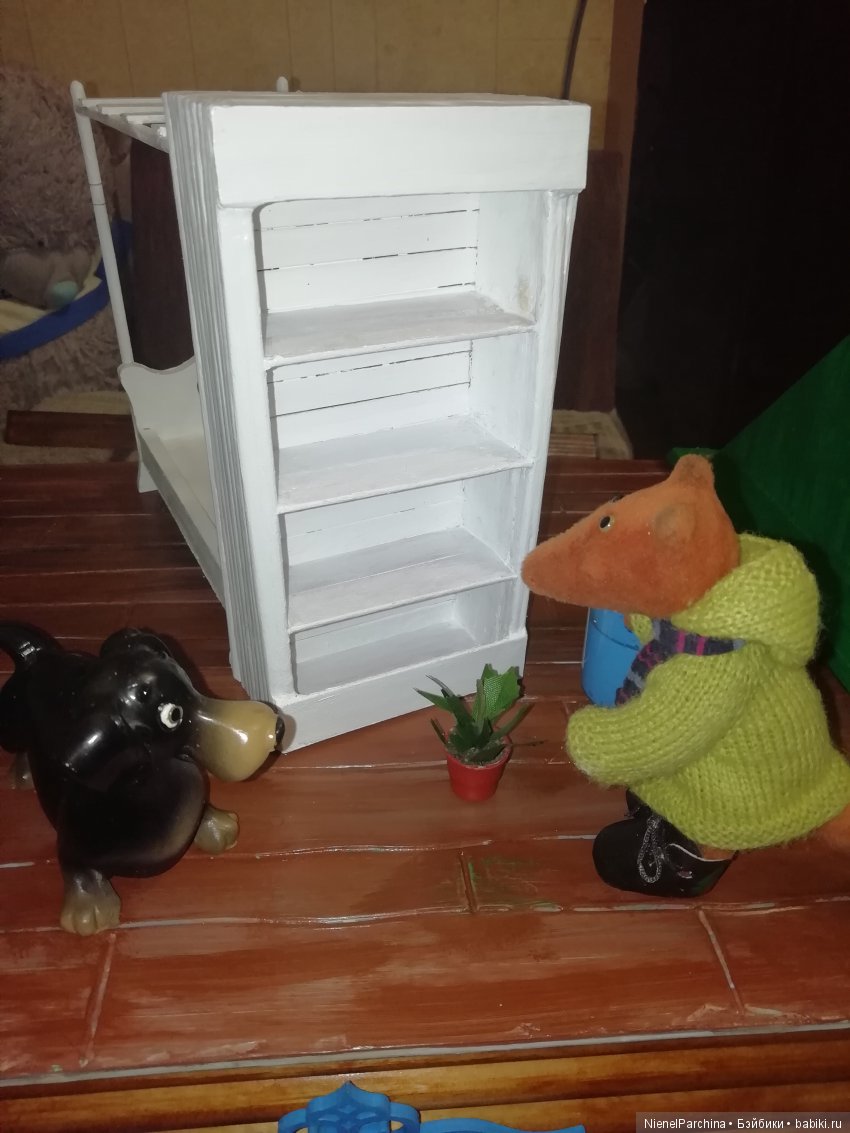 Кровать для Йёргена. Сочиняем , клеим, красим