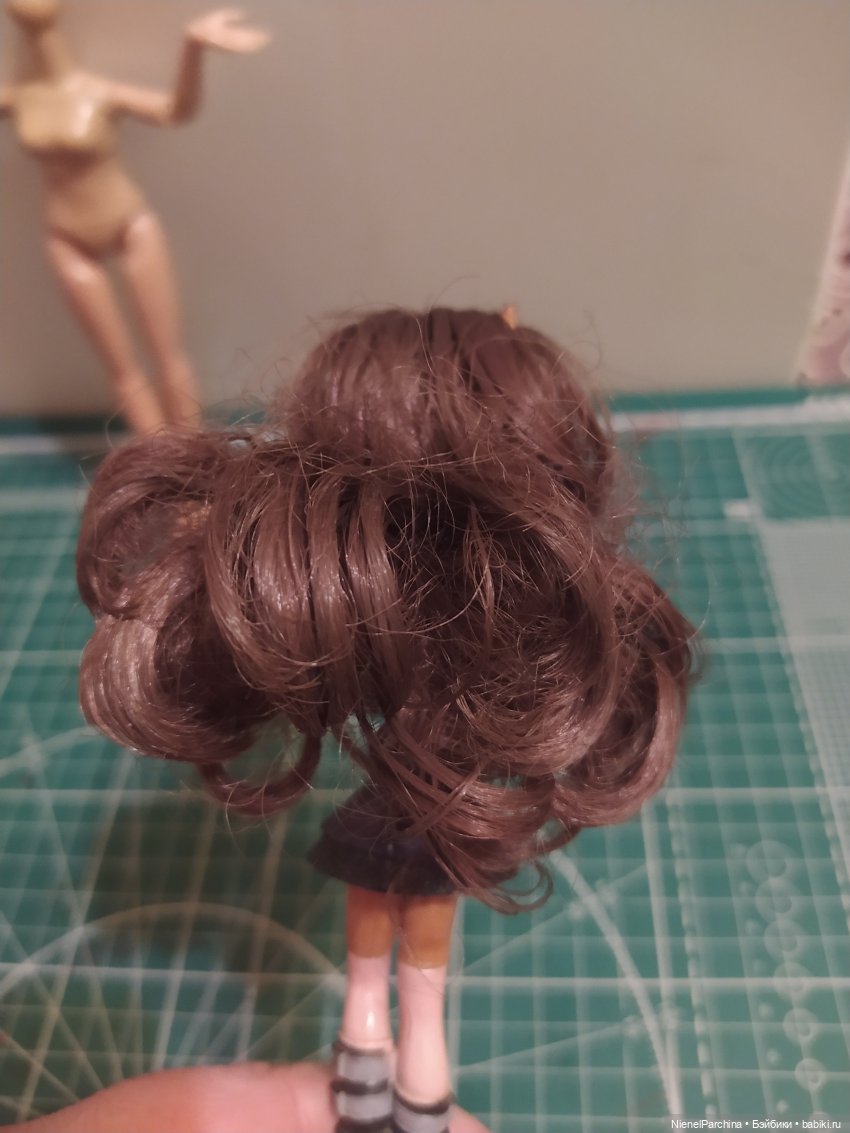 Забавный гибридик крошечной монстряшки