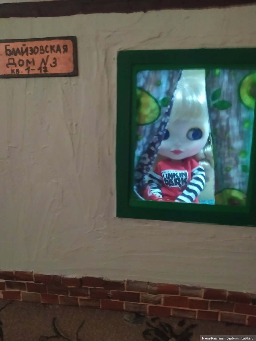 Уголок для Блайз — Румбоксы и кукольные интерьеры: фото