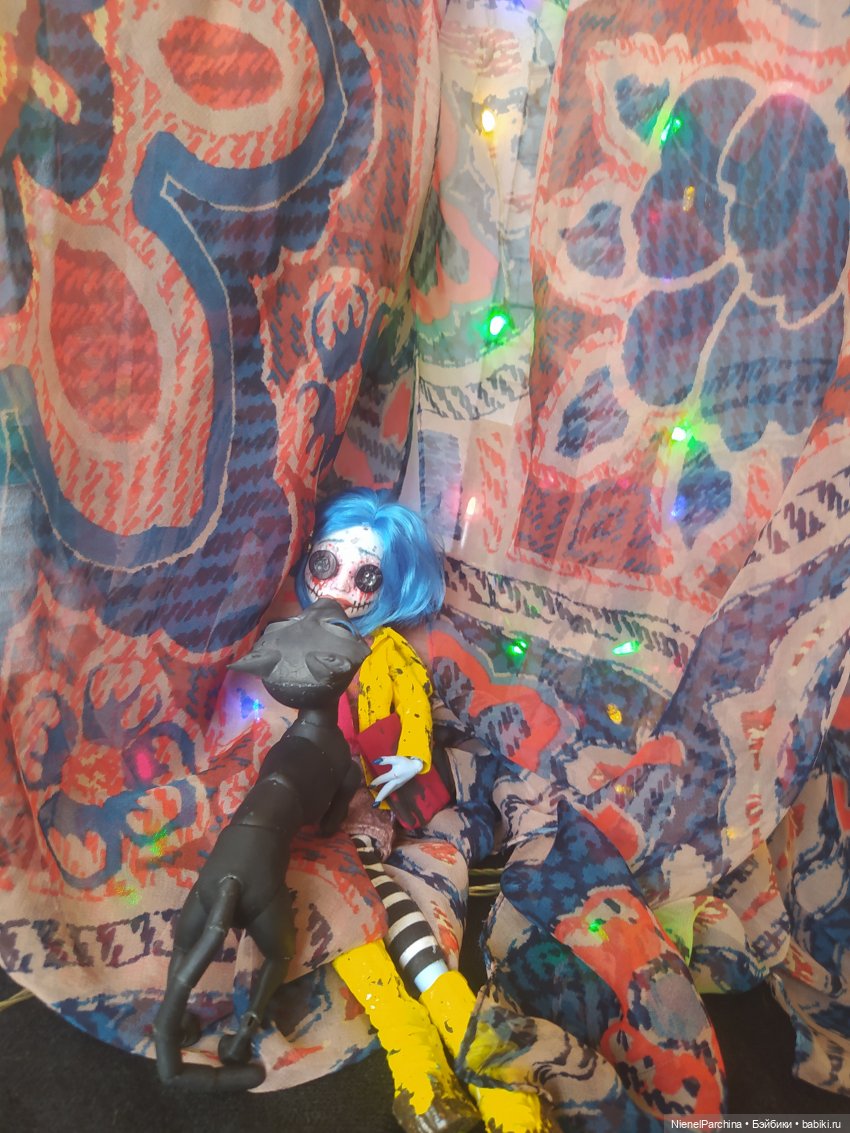 Кот который умеет ходить и тут и Там. Часть 2