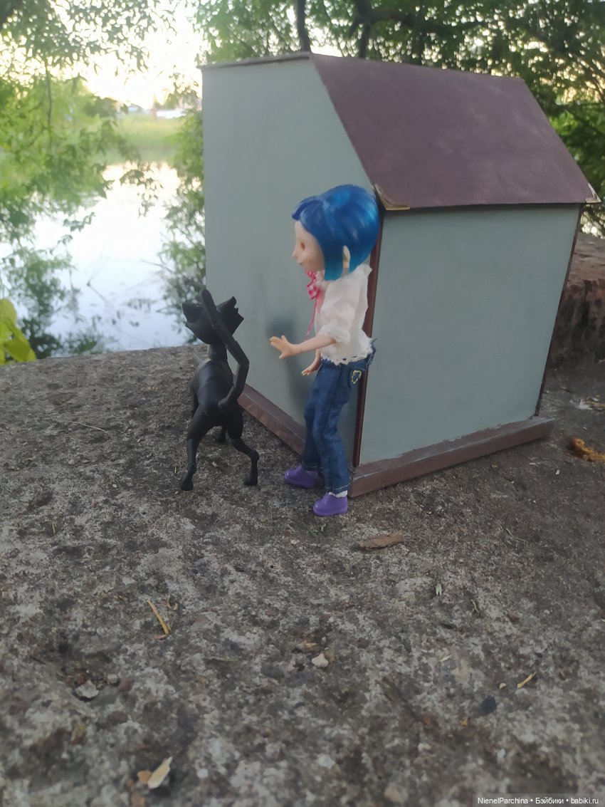 Кот который умеет ходить и тут и Там. Часть 2