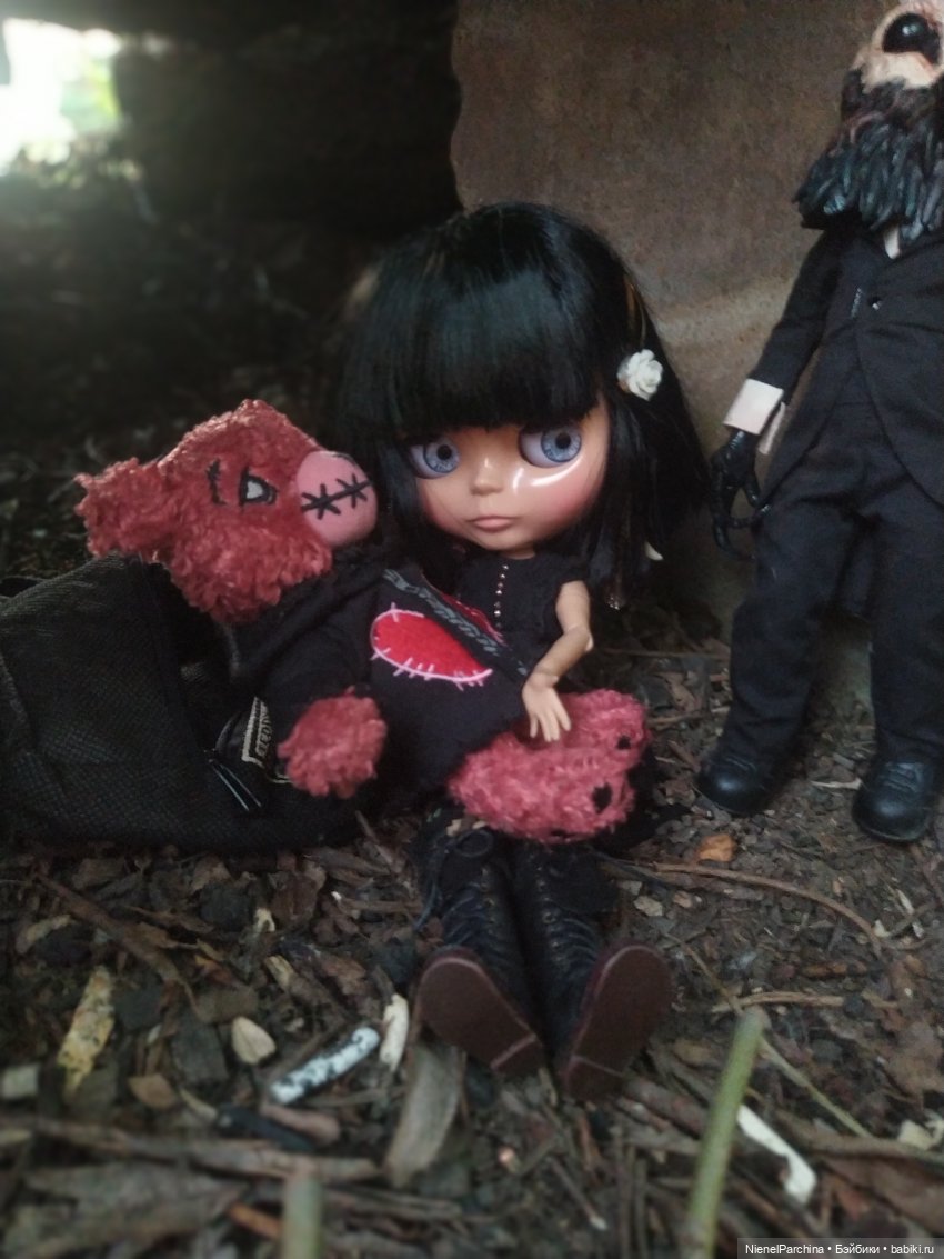 Мрачно, но позитивно | Бэйбики Мрачно, но позитивно — Куклы Blythe TBL (ТБЛ) и аналоги: Блюх