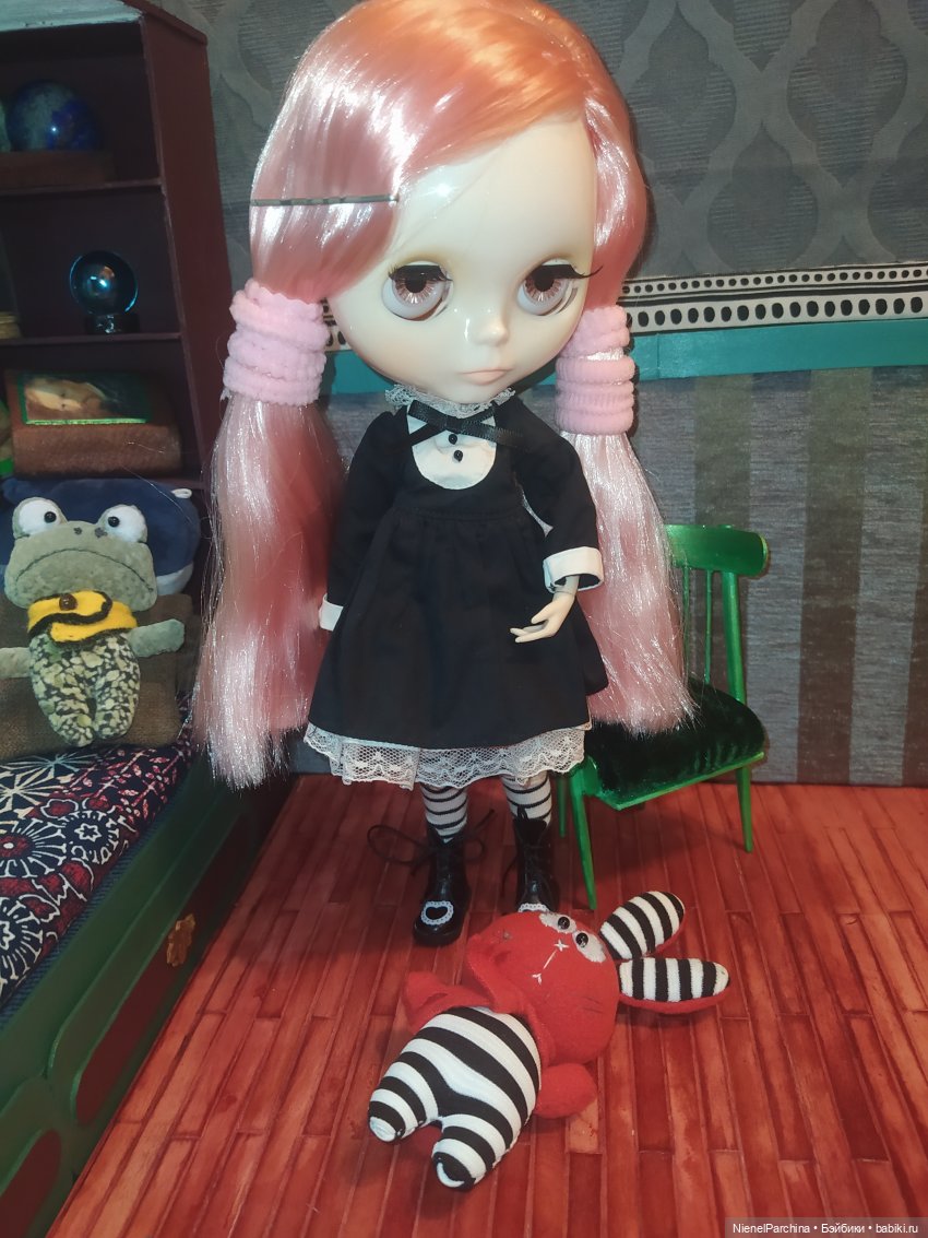 Обратная сторона коробки или фотофон номер два