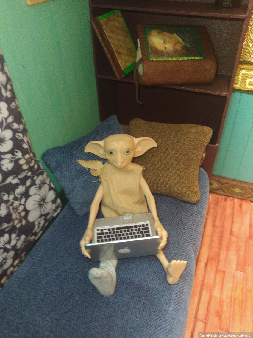 Обратная сторона коробки или фотофон номер два