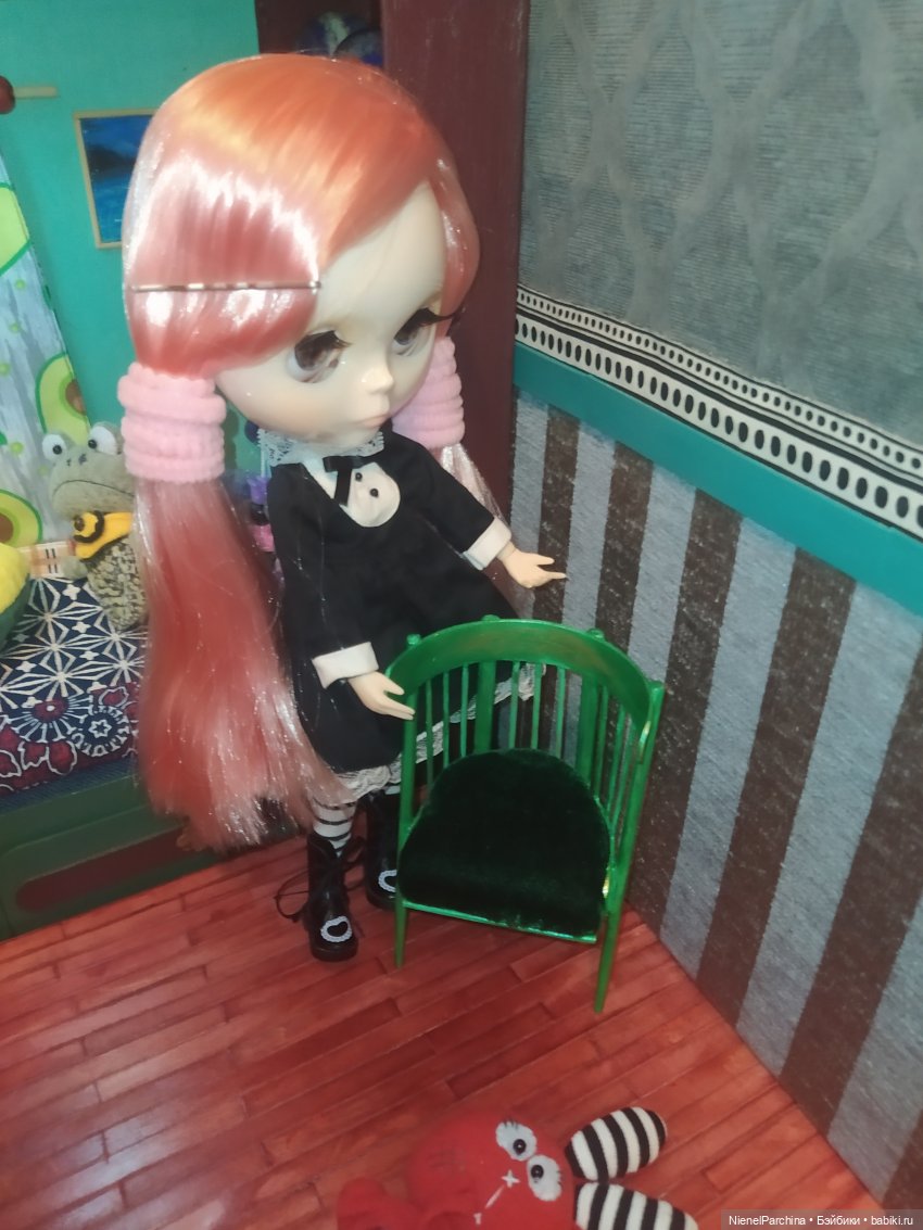 Обратная сторона коробки или фотофон номер два