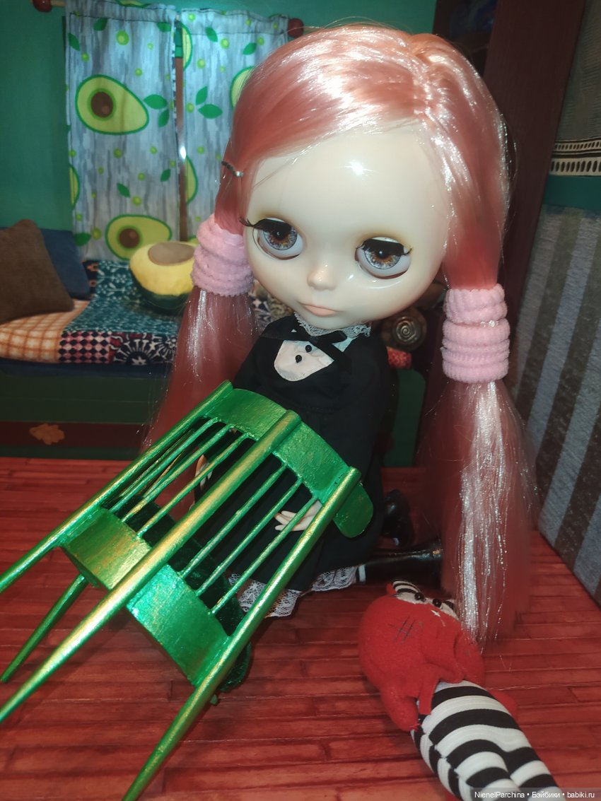 Обратная сторона коробки или фотофон номер два