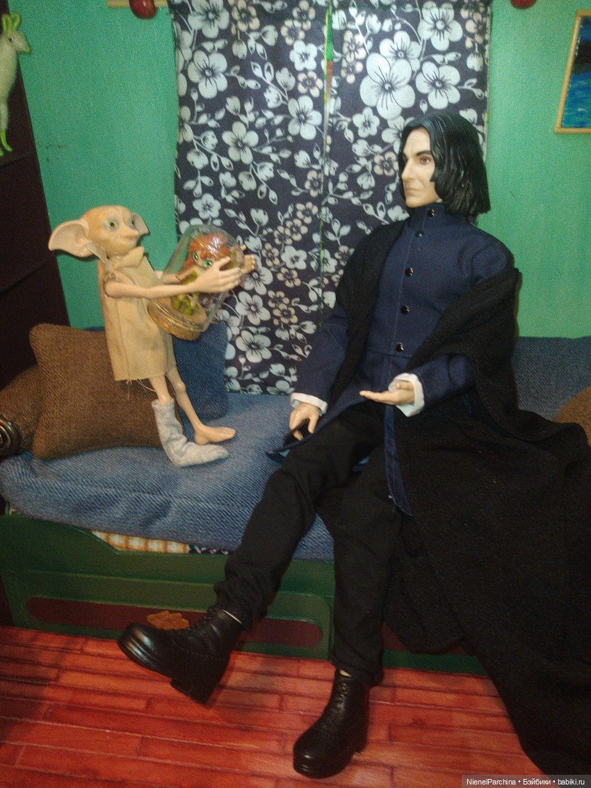 Обратная сторона коробки или фотофон номер два