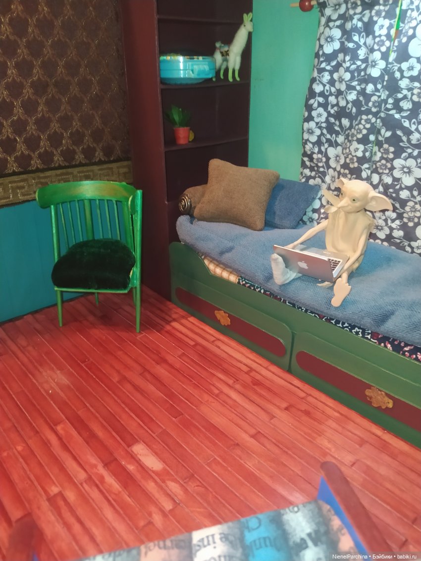 Обратная сторона коробки или фотофон номер два