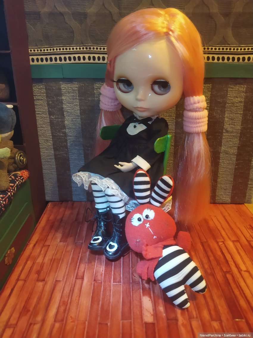 Обратная сторона коробки или фотофон номер два