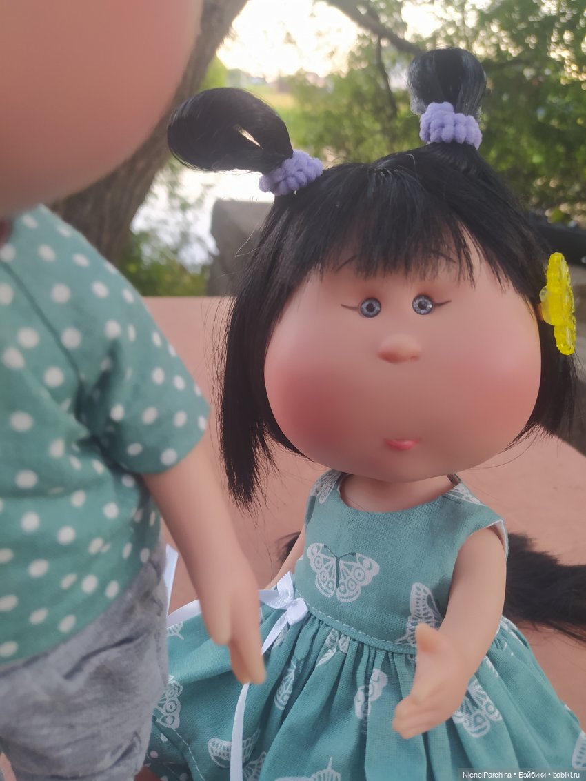 Ёсико показывает Никите пруд