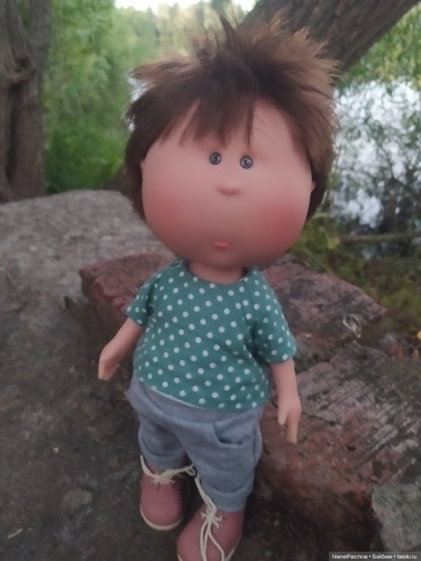 Ёсико показывает Никите пруд