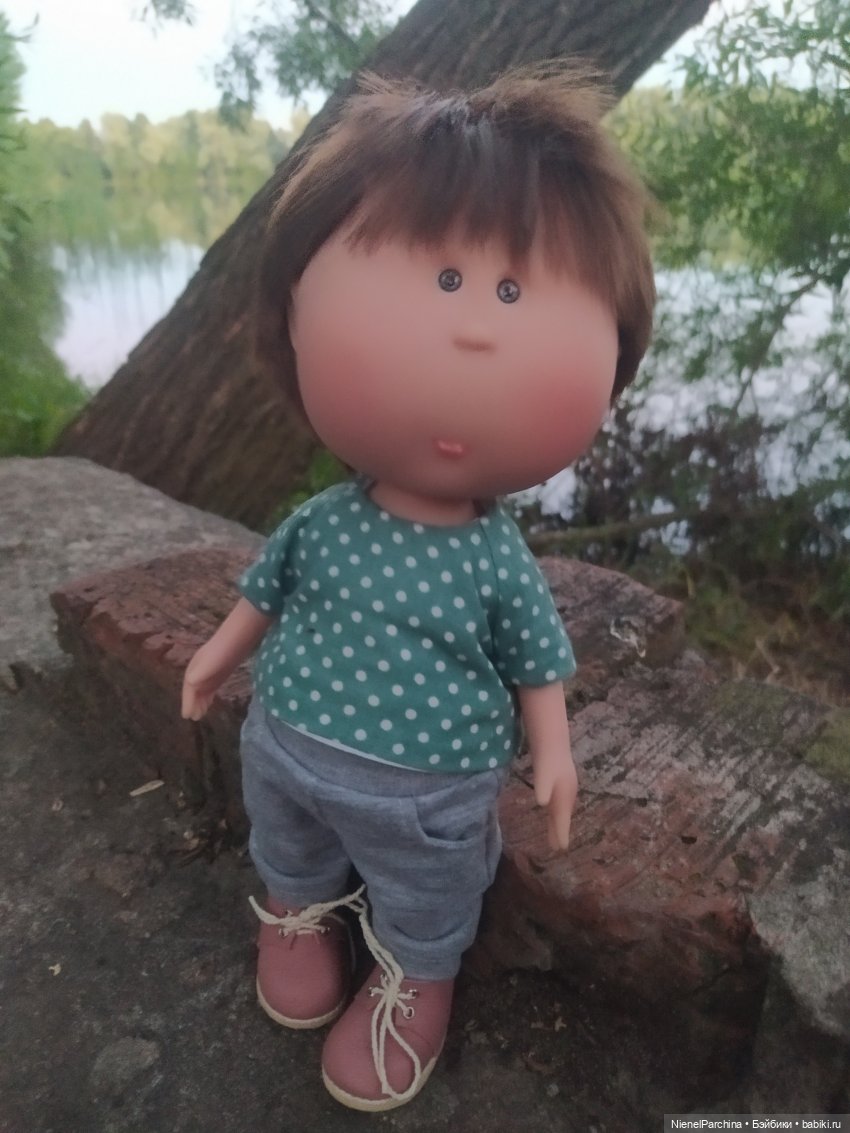 Ёсико показывает Никите пруд