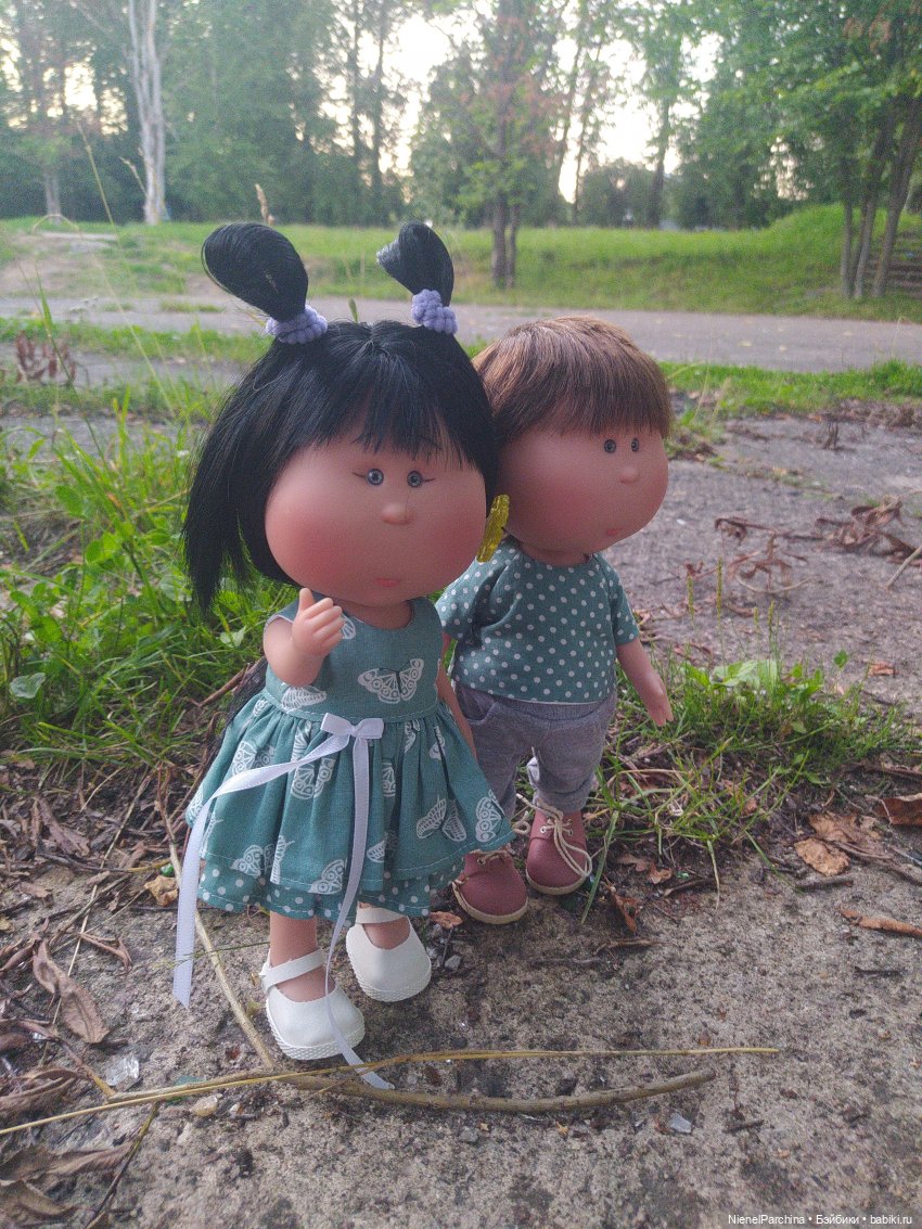 Ёсико показывает Никите пруд