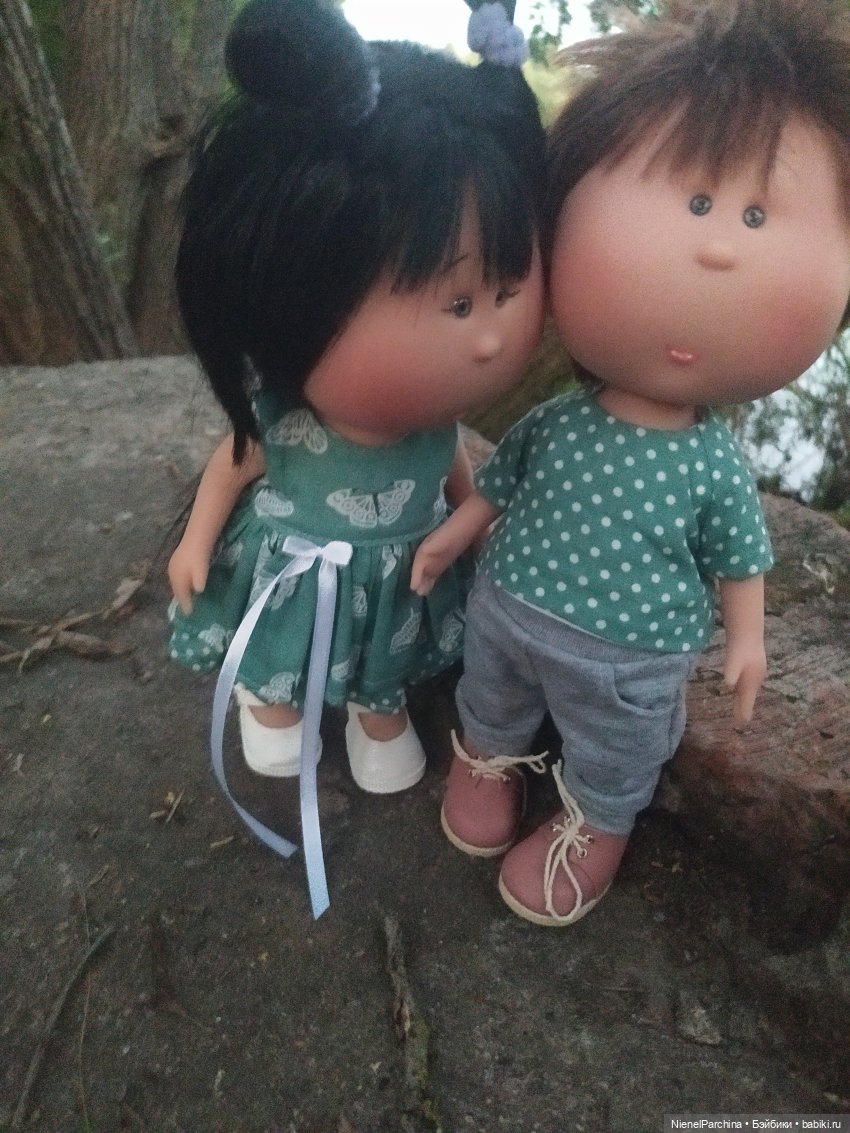 Ёсико показывает Никите пруд