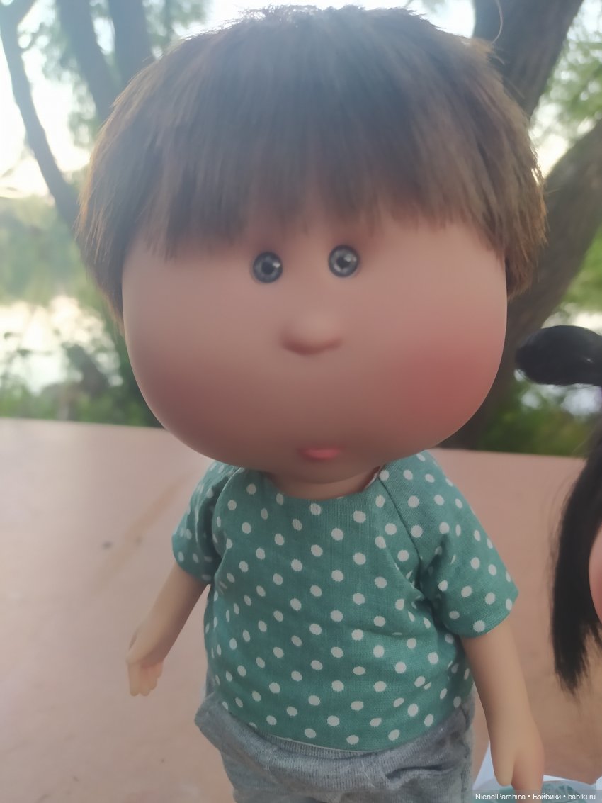 Ёсико показывает Никите пруд