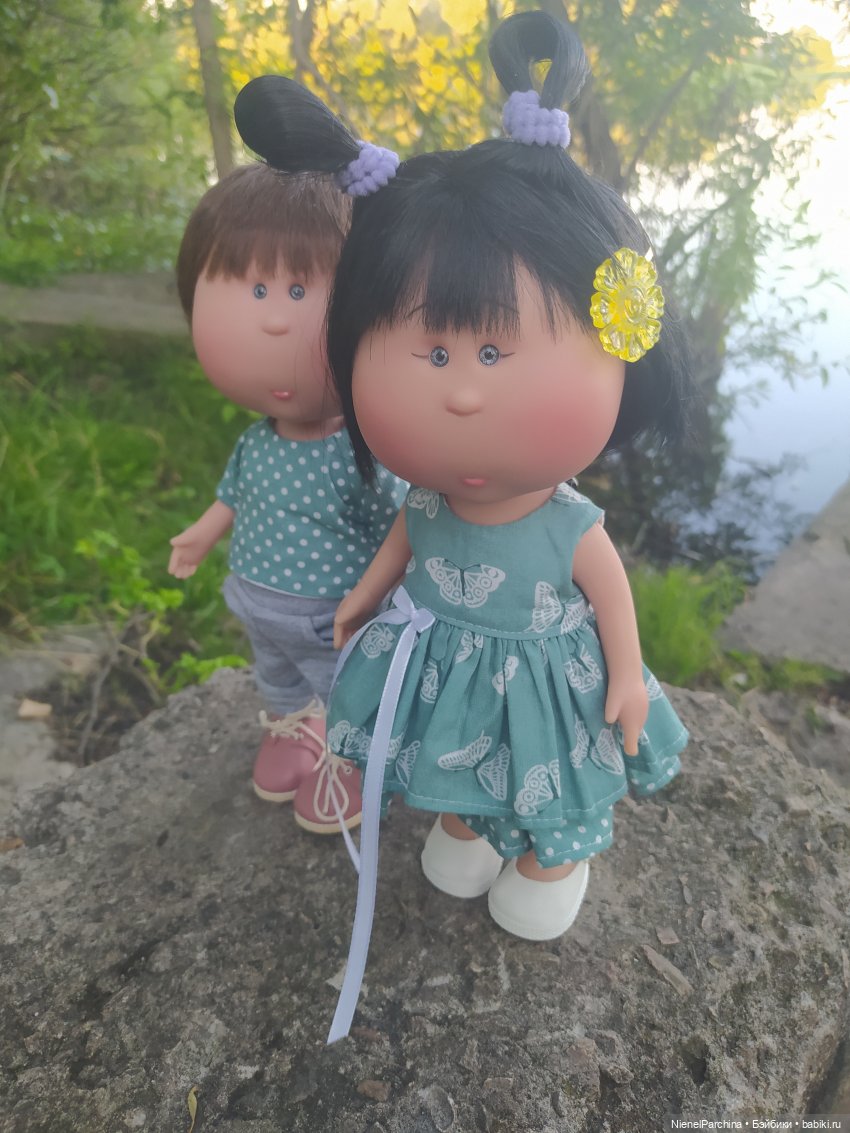 Ёсико показывает Никите пруд (фото 10)