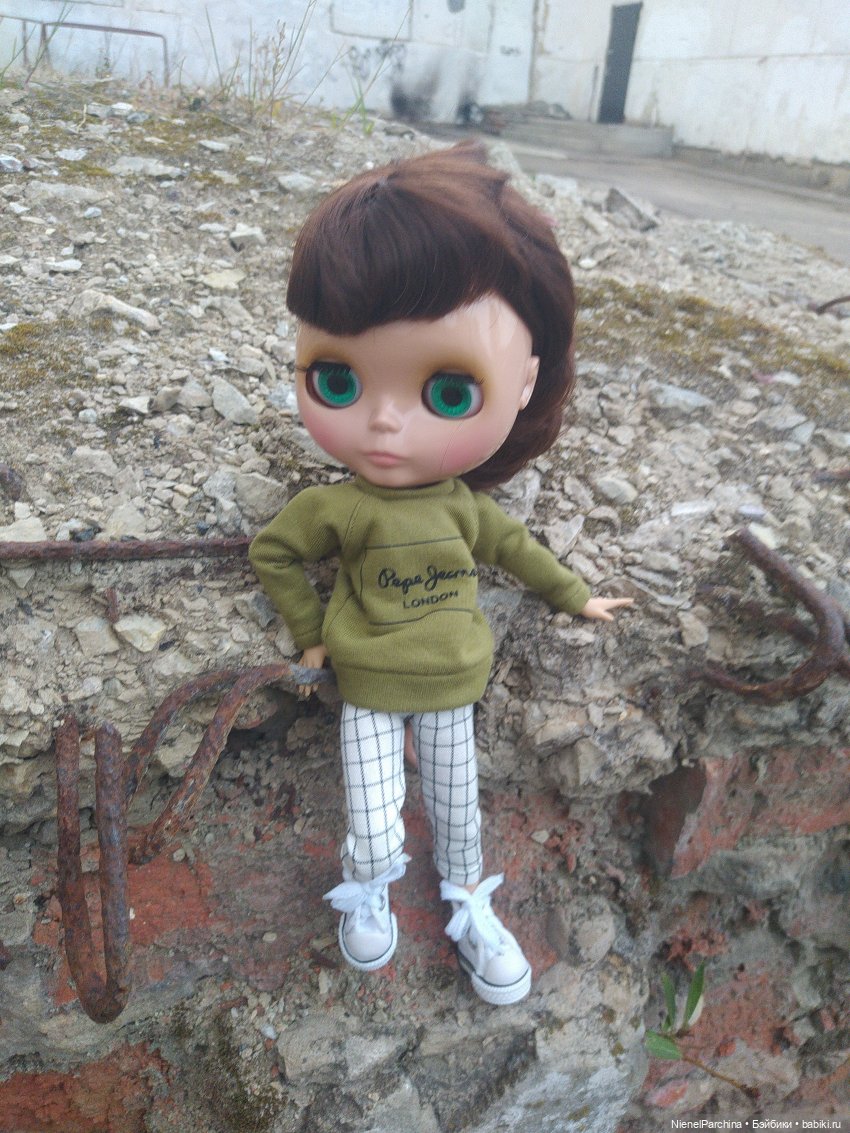 Прогулка с Олесей. Новенькая (фото 6)