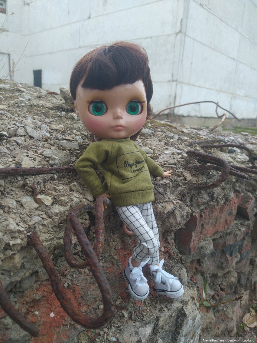 Прогулка с Олесей. Новенькая (фото 7)