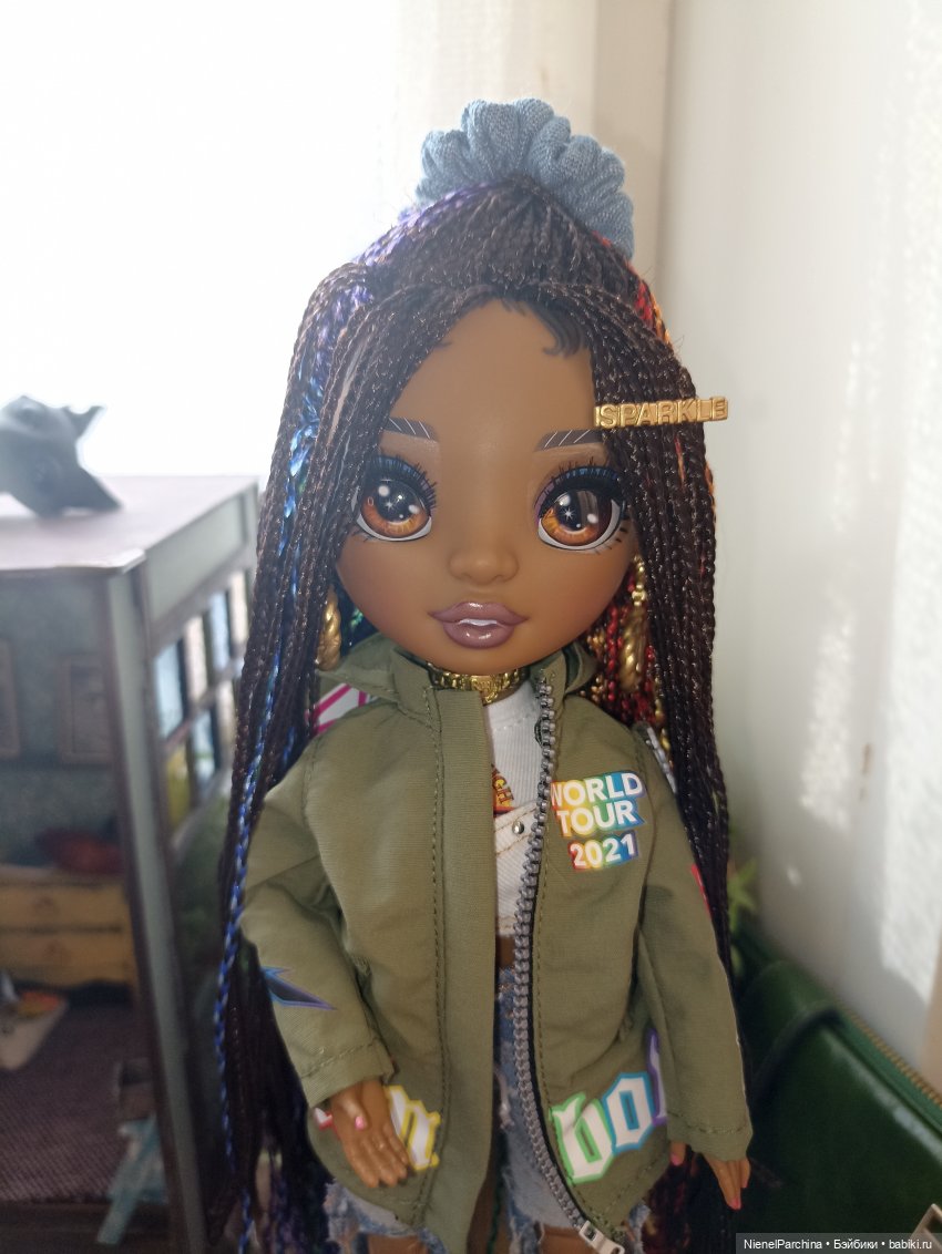 Распаковка Ванессы Темпо — Куклы Rainbow High (Рейнбоу Хай