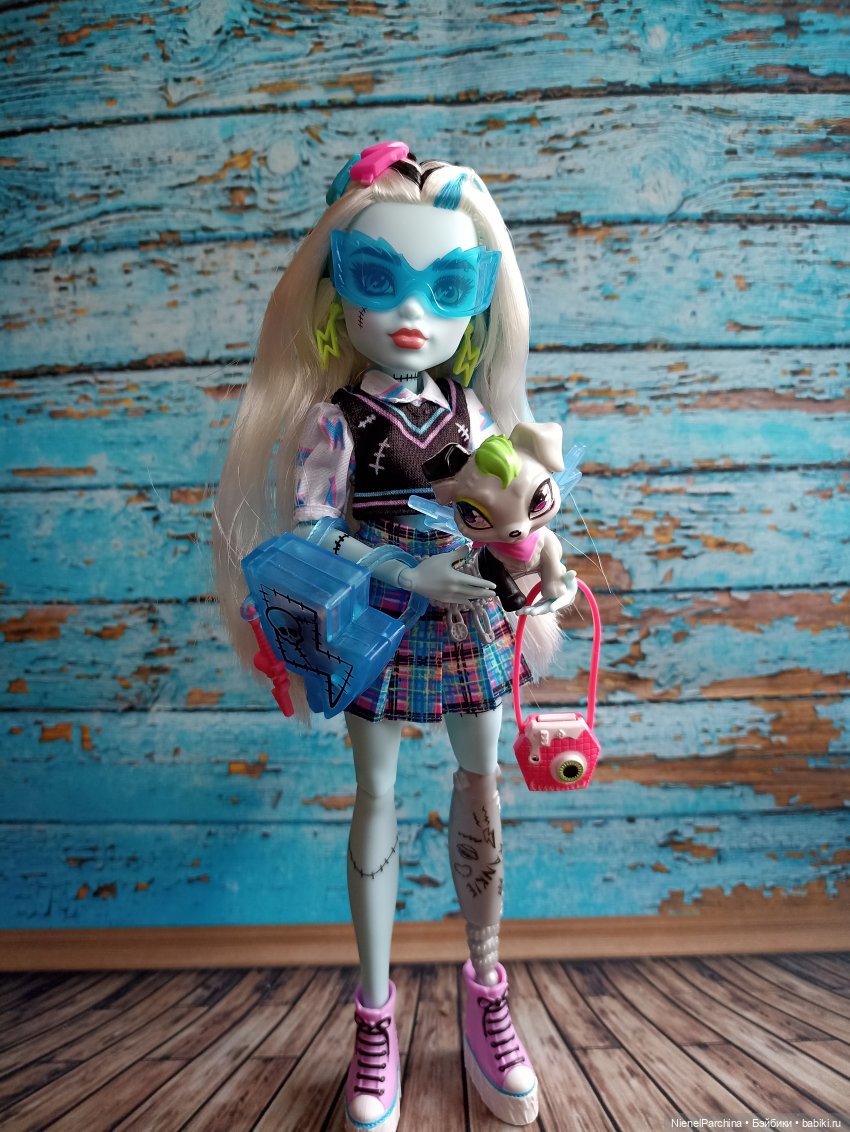 Кукла Monster High Дана Джонс