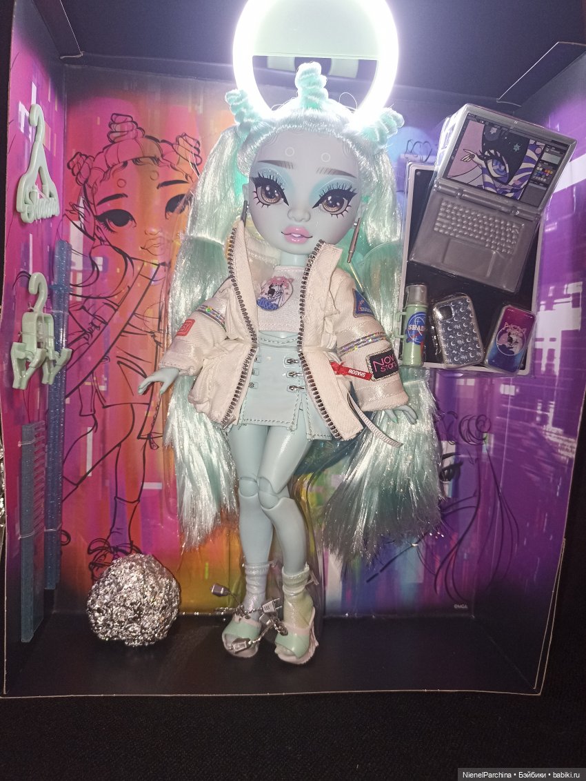 Доктор космобиолог с ледяной планеты Глацио