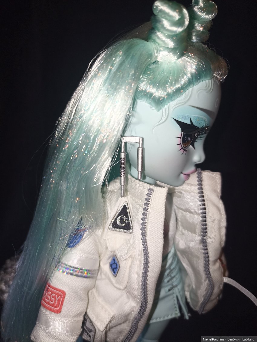 Доктор космобиолог с ледяной планеты Глацио (фото 8)