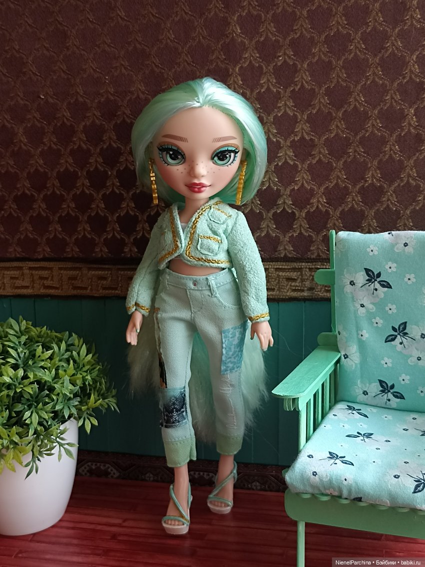 Приехала Дафна Минтон или хвост для русалки | Бэйбики Приехала Дафна Минтон или хвост для русалки