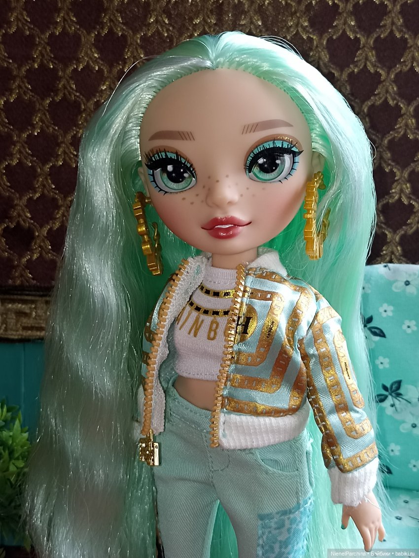 Приехала Дафна Минтон или хвост для русалки | Бэйбики Приехала Дафна Минтон или хвост для русалки