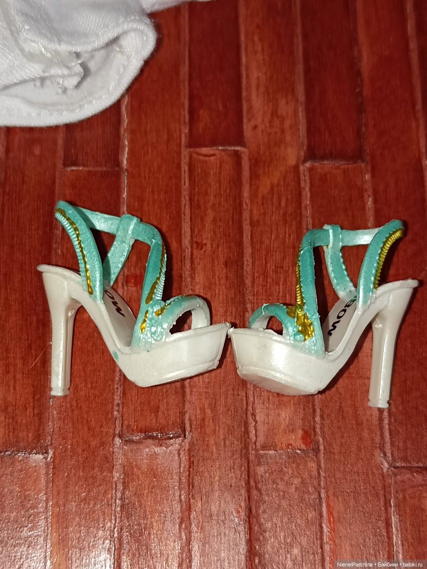 Приехала Дафна Минтон или хвост для русалки | Бэйбики Приехала Дафна Минтон или хвост для русалки