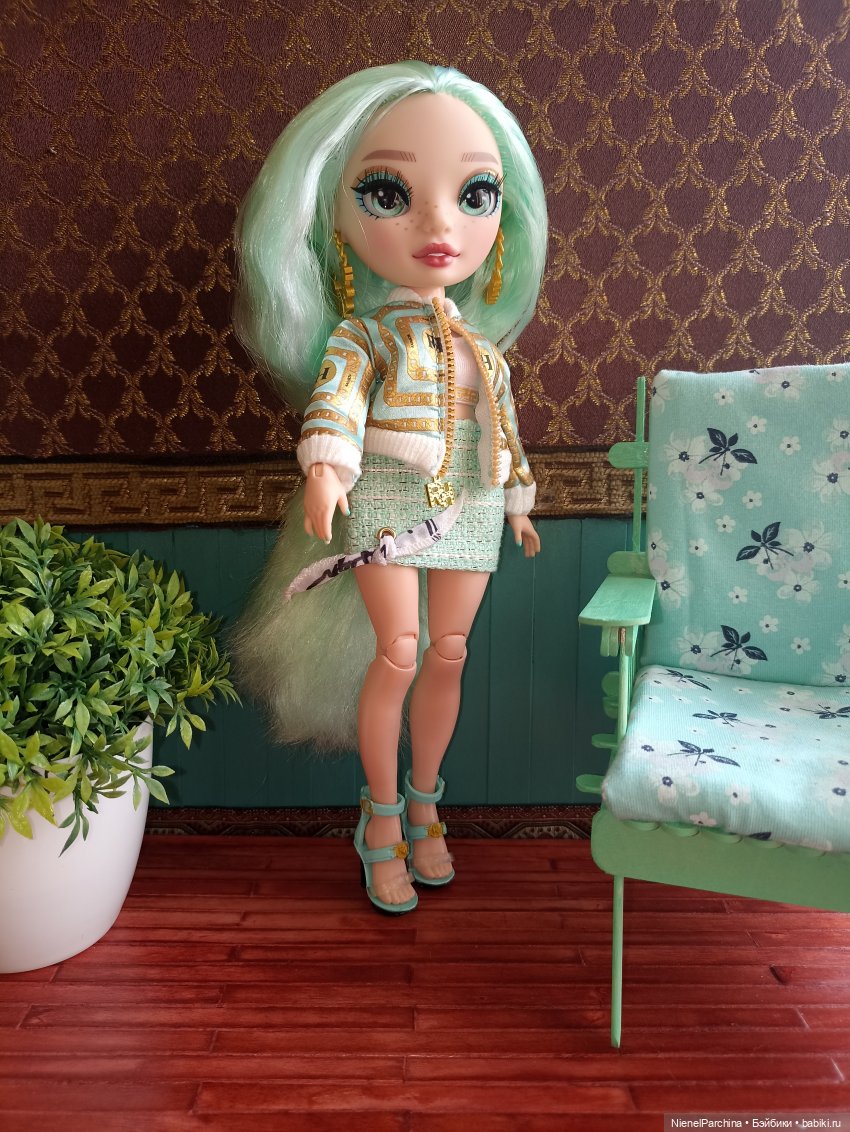 Приехала Дафна Минтон или хвост для русалки | Бэйбики Приехала Дафна Минтон или хвост для русалки