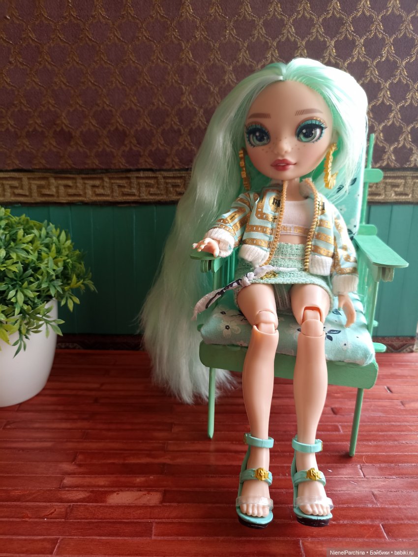 Приехала Дафна Минтон или хвост для русалки | Бэйбики Приехала Дафна Минтон или хвост для русалки