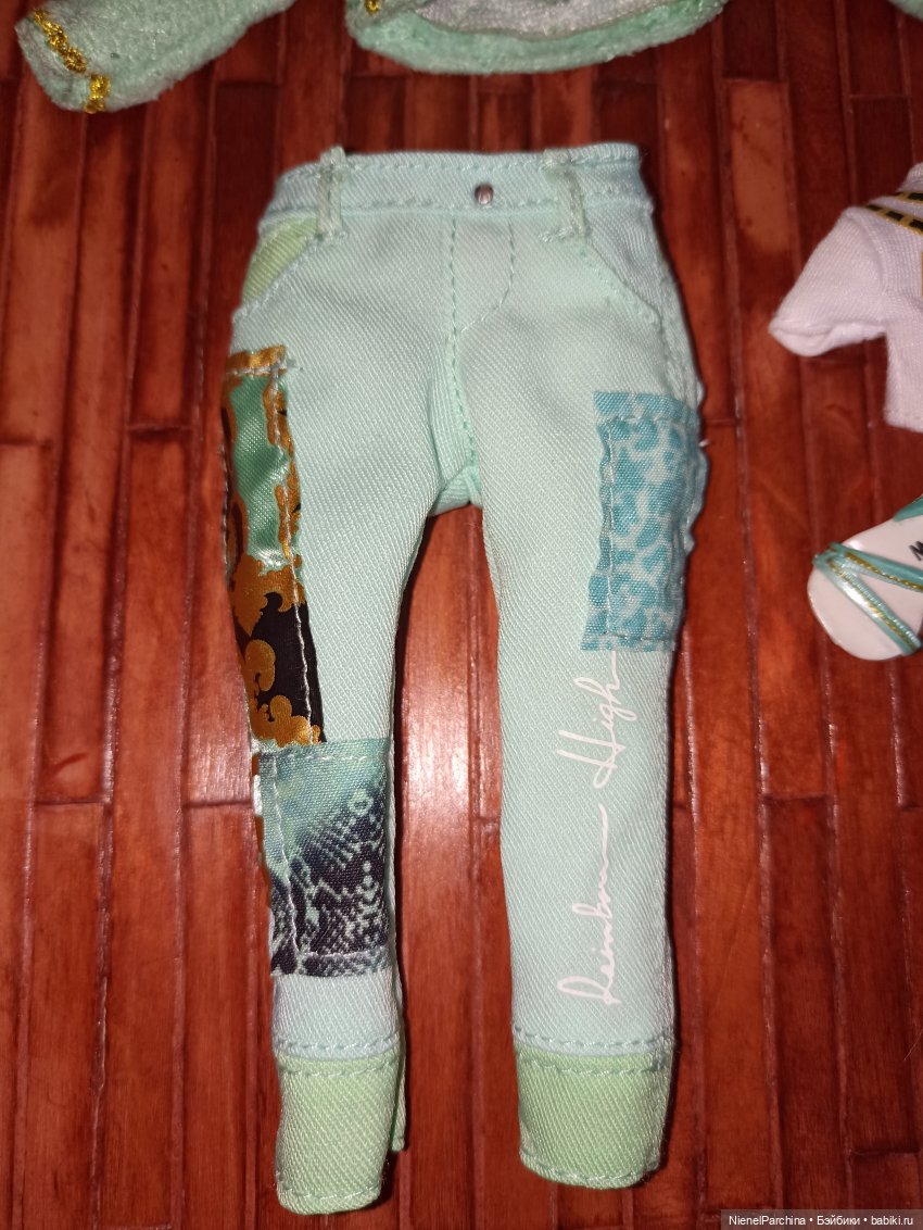 Приехала Дафна Минтон или хвост для русалки | Бэйбики Приехала Дафна Минтон или хвост для русалки