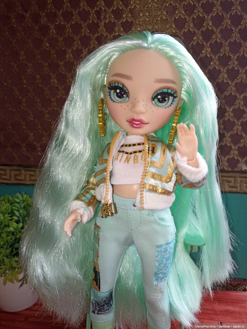 Приехала Дафна Минтон или хвост для русалки | Бэйбики Приехала Дафна Минтон или хвост для русалки